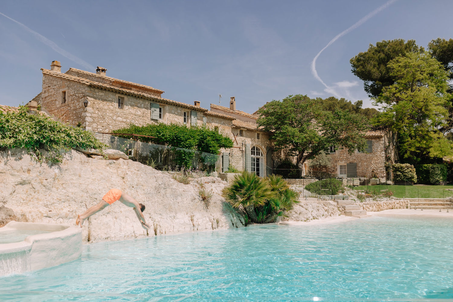 Club DJ vs. Wedding DJ 1 Djs for Hire South Of France Mas de la Rose sml