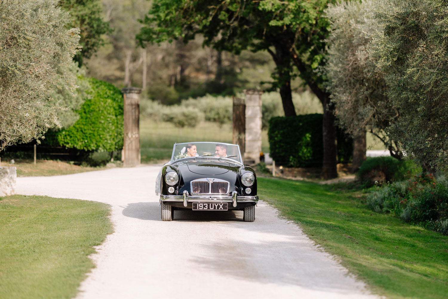 Club DJ vs. Wedding DJ 4 Djs for Hire South Of France nicolas terraes 28052023332 sml